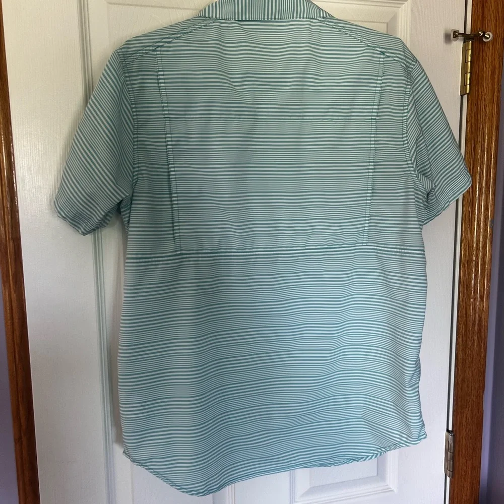 Columbia Green Casual Omnishade Button Down‎ Shirt Lightweight - Picture 4 of 6